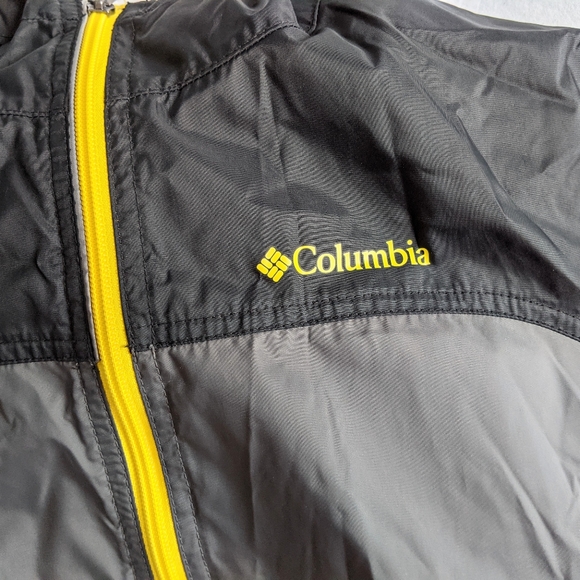 Like new Columbia boys rain and wind jacket size L 14-16 - Picture 5 of 13